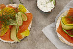 Bagel valmuefrø med røket laks 