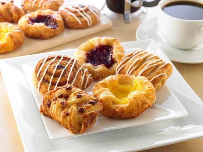 Schulstad Mini Danish Selection of Pastries including Cinnamon Swirl, Vanilla Crown, Raspberry Crown, Maple Pecan, and Apple Coronet