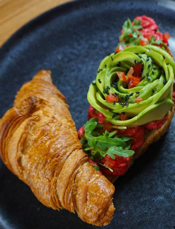 Recipe: Avocado Croissant