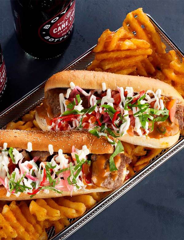 Recipe: Kebab hot dog with tomato salsa