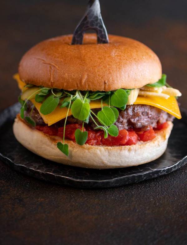 Bloody Mary Burger | Schulstad Bakery Solutions