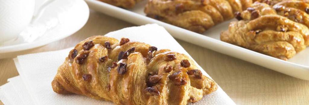 80242 Mini Maple Pecan Plait Landscape
